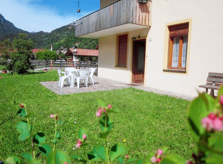 Casa Dolomite Nel Borgo Romantico di Mezzano