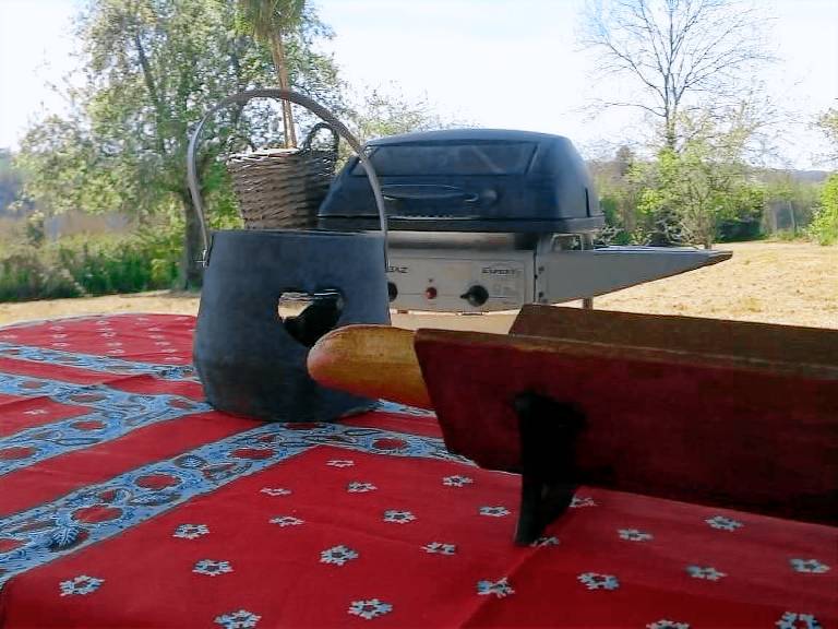 Fully equipped lovely house with garden, grill & terrace | Mountain view | Pets are welcome — photo 3