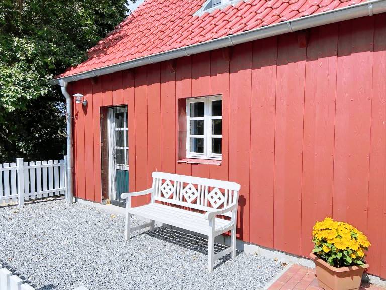Vacation home with patio, yard & grill | Nature view — photo 3