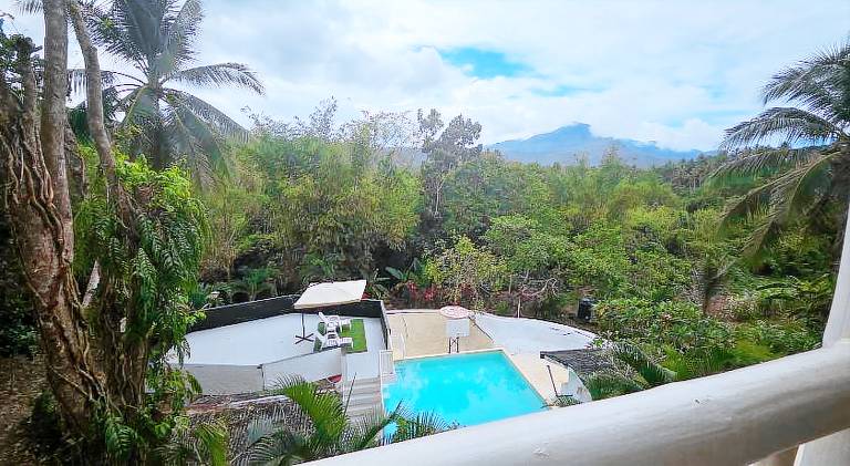 A touch of Pink secret garden resort — photo 3