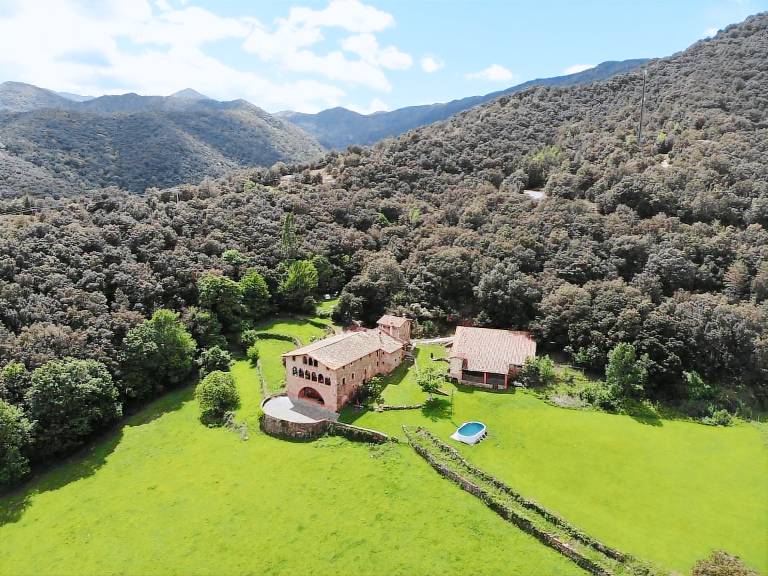 Casa Sant Salvador de Bianya