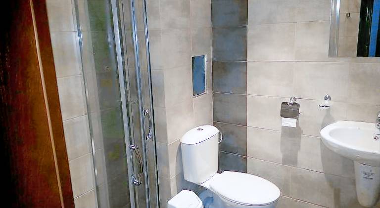 Rental apartment with patio — photo 2