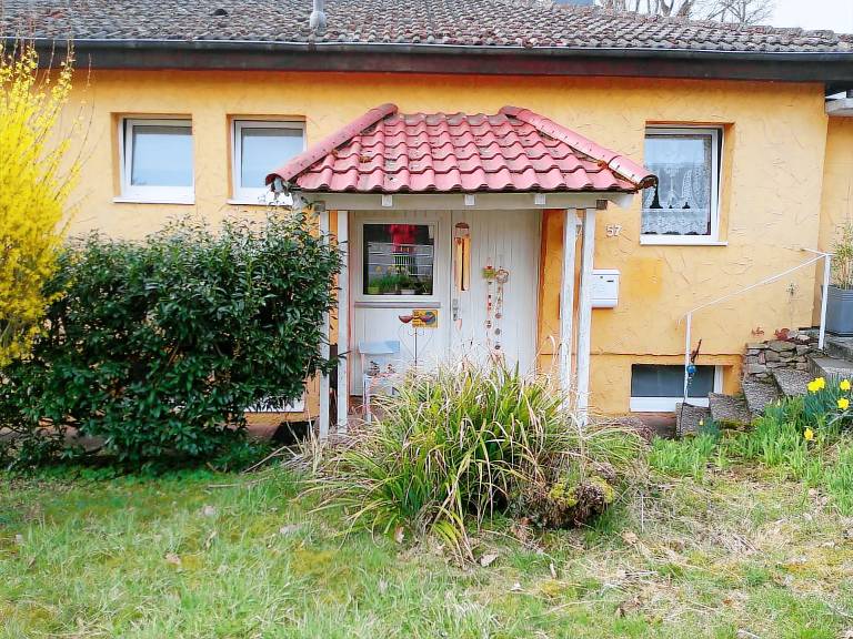 Holiday apartment with 3 rooms for 6 persons — photo 2