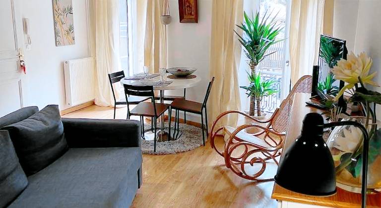 Apartment with terrace — photo 2