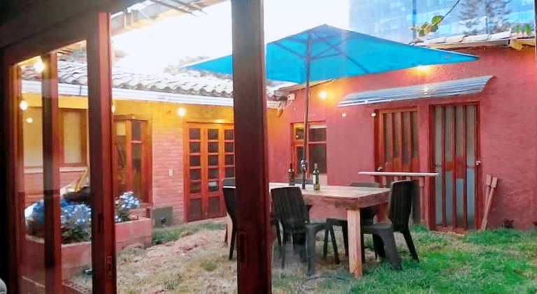 Acogedor Hostal usaquen la parada del tren — photo 3
