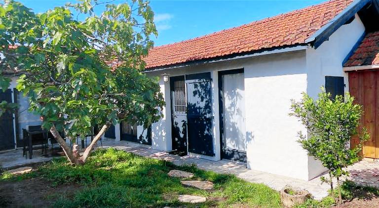Vacation home with 2 rooms for 5 persons in Arcachon