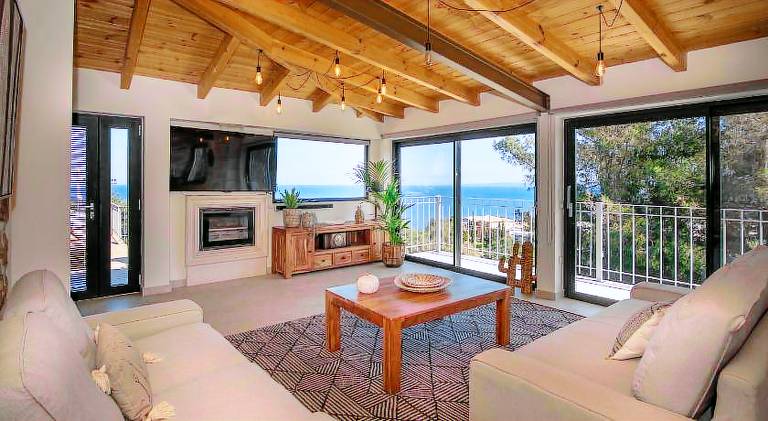 Nice vacation home with jacuzzi | Dogs allowed in Zakynthos