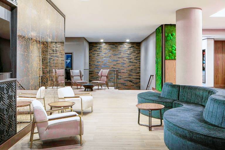 Courtyard by Marriott Chicago Downtown/River North — photo 2