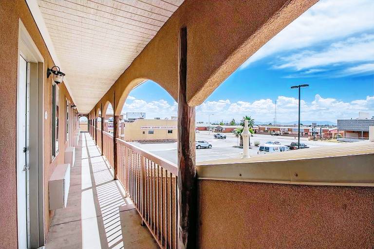 Suburban Studios Alamogordo