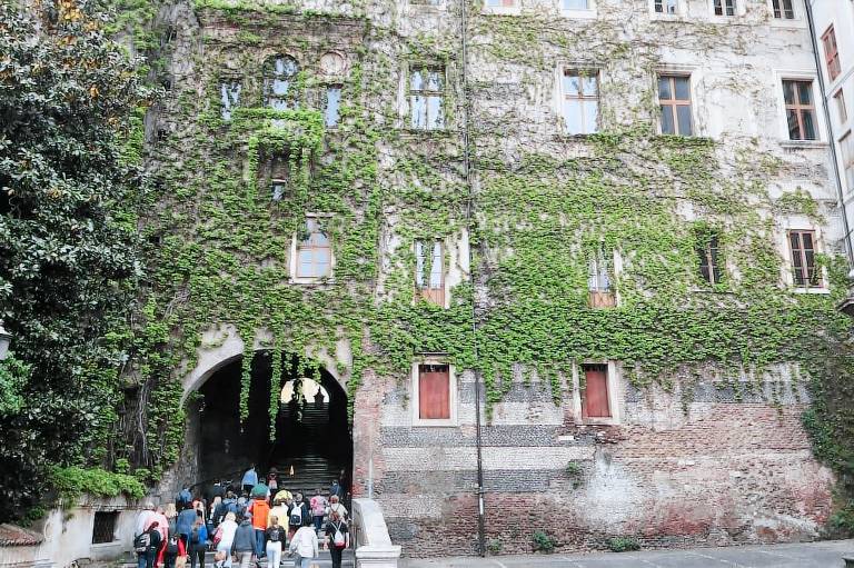 Pensione Rione I Monti