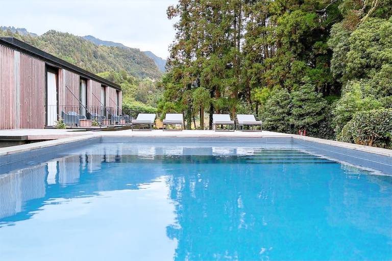 Quarto (B&B) Furnas