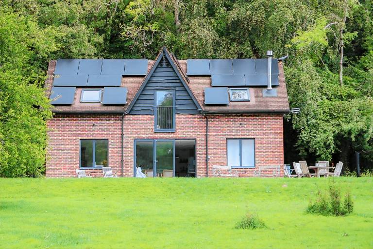House Meonstoke