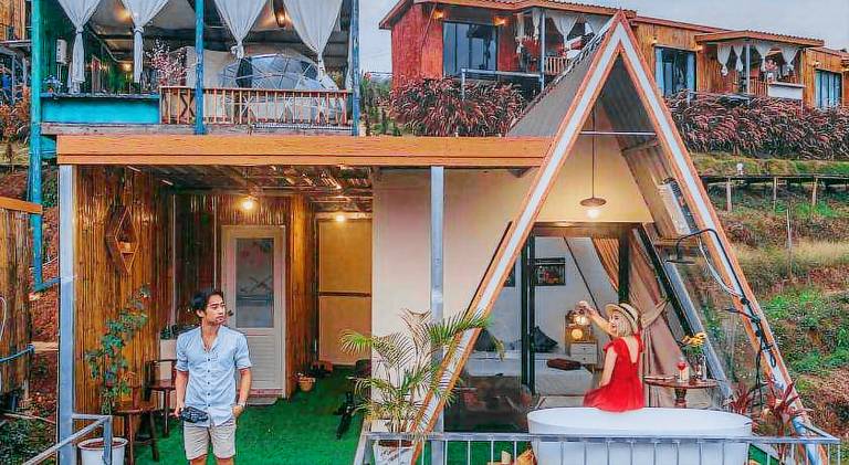 Vacation home with patio, hot tub & yard in Mae Rim