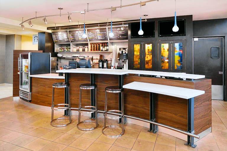 Country Inn & Suites by Radisson, Brown Deer - Milwaukee North in Milwaukee, WI