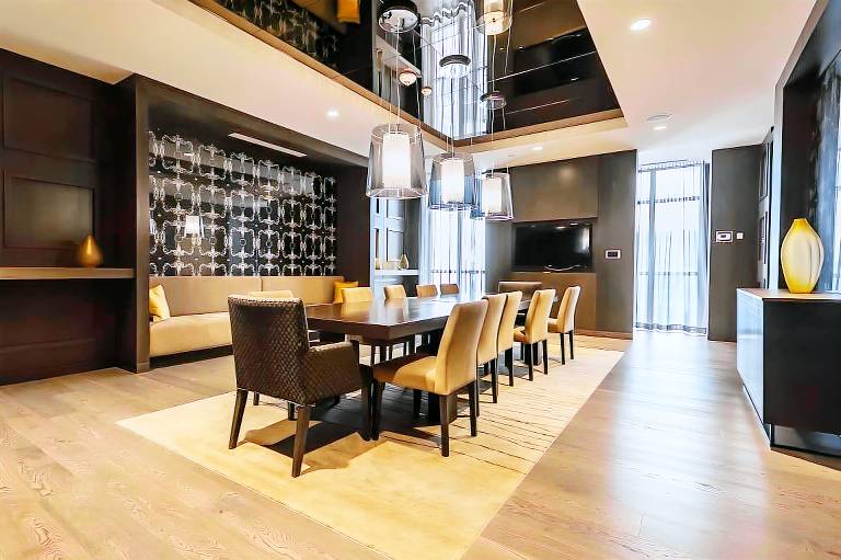 Life Suites Loft CN Tower