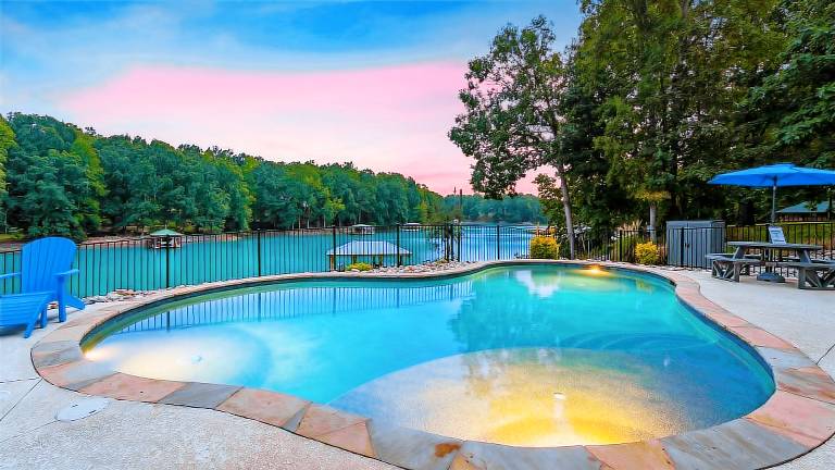 House  Mooresville