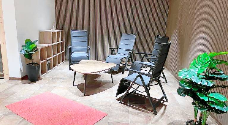 Rental apartment with sauna & patio — photo 5