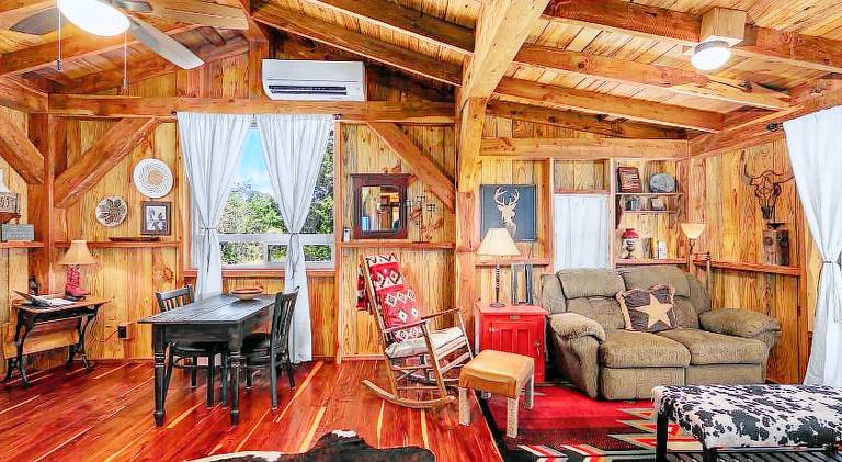 Vacation home with 1 room for 2 persons in Fredericksburg, TX