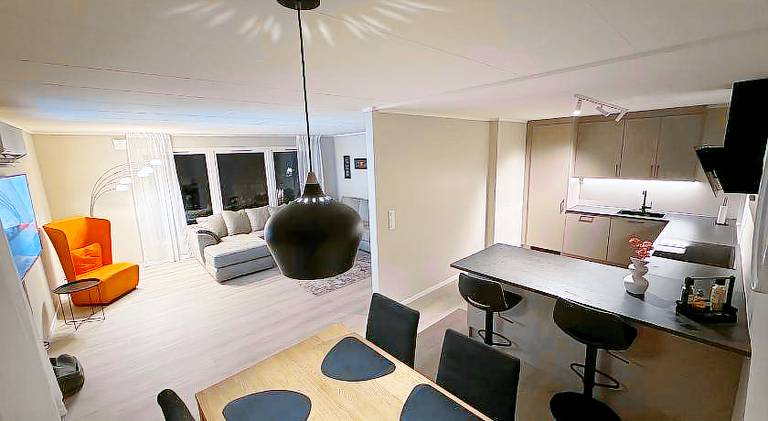 Rental apartment with 3 rooms for 5 persons — photo 2