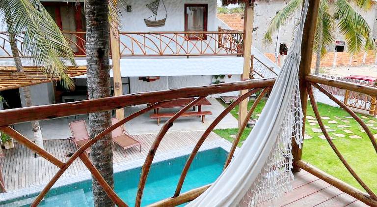 Serviced apartment with jacuzzi, yard & terrace | Pet-friendly — photo 4