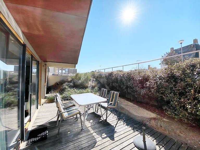 Rental apartment with hot tub — photo 2