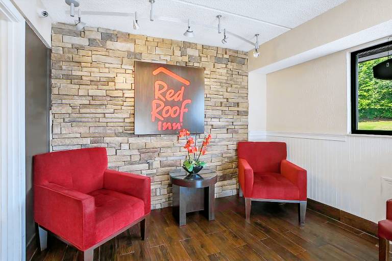 Red Roof Inn Atlanta South - Morrow — photo 3