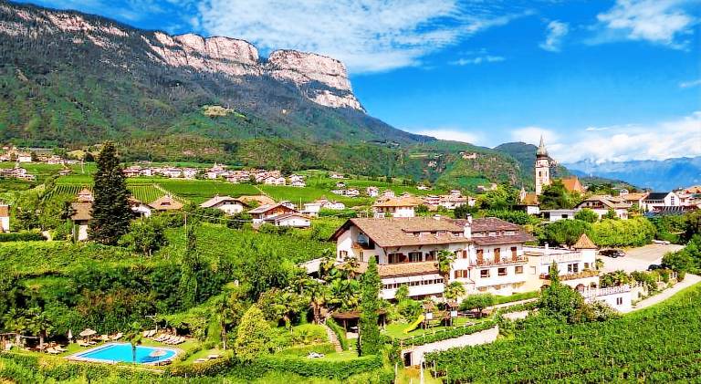 Hotel Weinberg in Appiano Sulla Strada del Vino