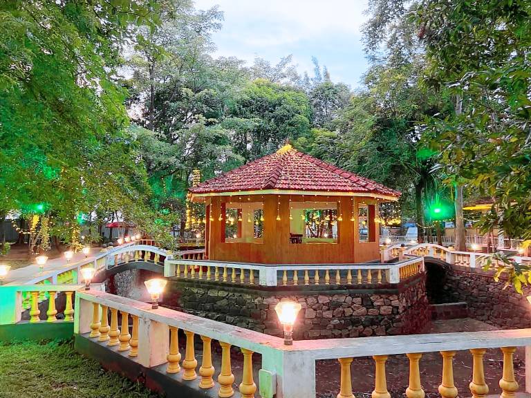 Surya Eco And Wedding Resort