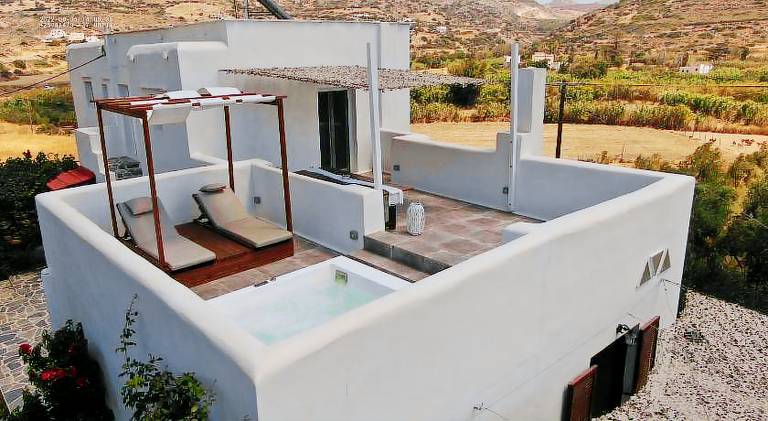 Holiday apartment with patio, barbeque & yard — photo 5