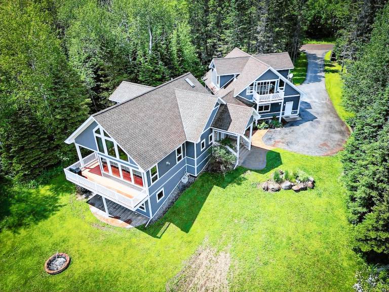House Two Harbors