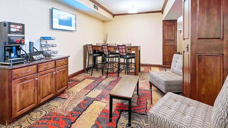 Best Western Plus Wausau-Rothschild Hotel — photo 5