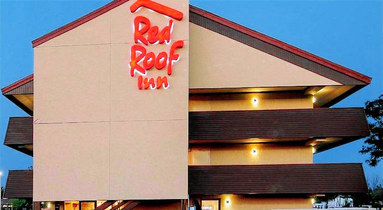 Red Roof Inn Toledo - University — photo 3