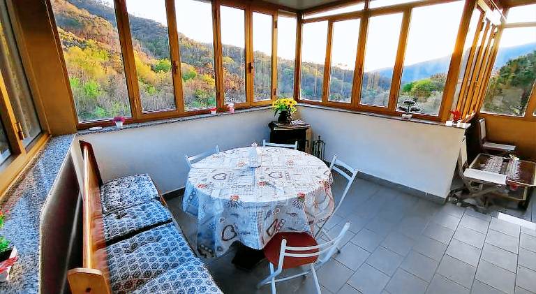 Rental apartment with 2 rooms for 5 persons — photo 2