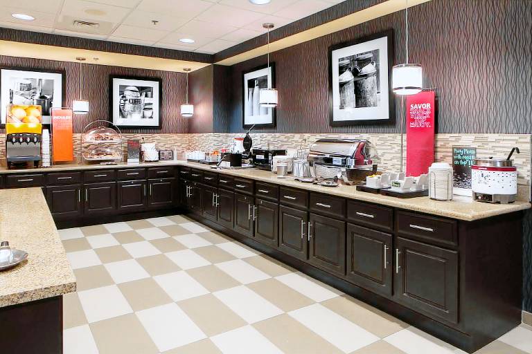 Hampton Inn Troy — photo 2