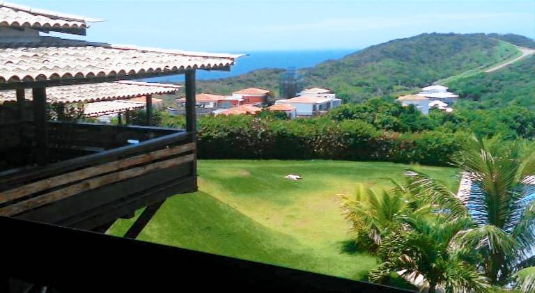 House with pool — photo 4