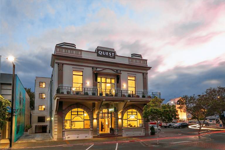 Serviced apartment with 2 rooms for 127 persons in Napier