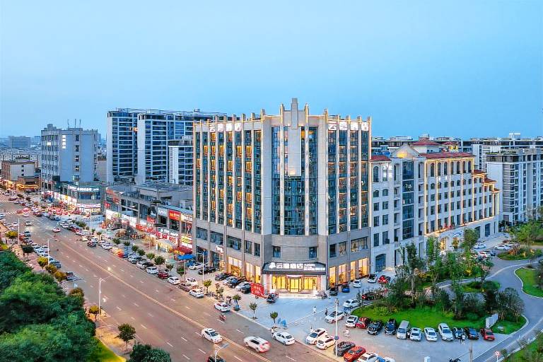 Yunwan Hotel in Chengdu