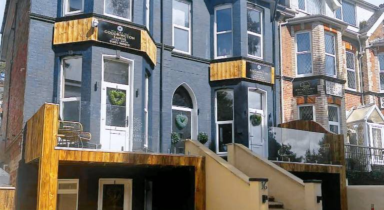 The Goodrington Sands- Apart Hotel in Torquay