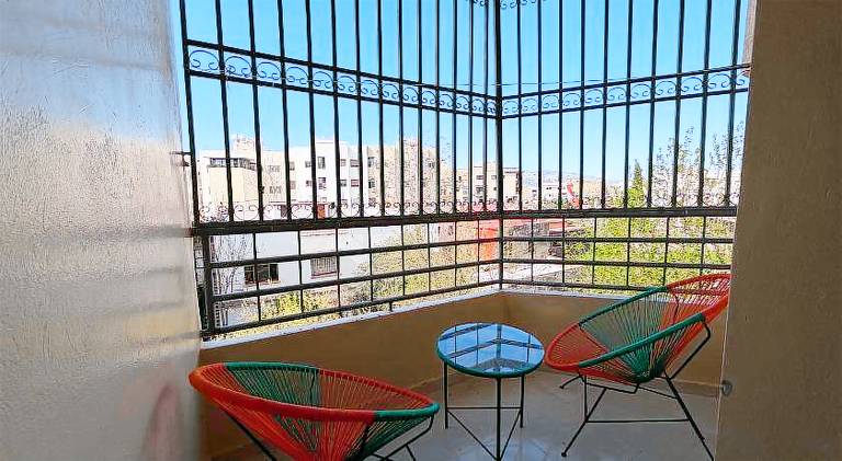 Apartment with hot tub — photo 5