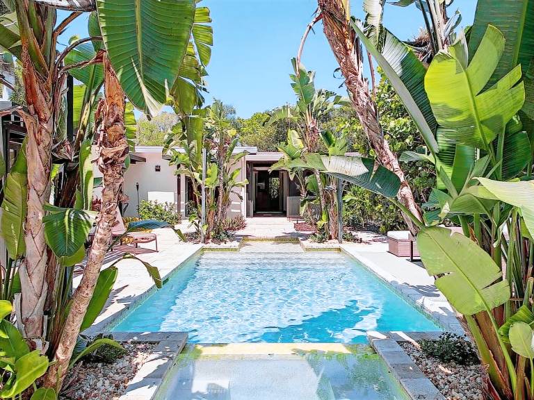 Bungalow  Old Naples
