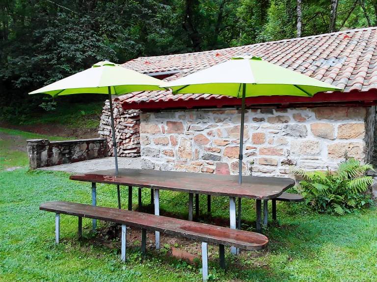 Lovely chalet with yard & BBQ | Nature view | Pets are welcome — photo 3