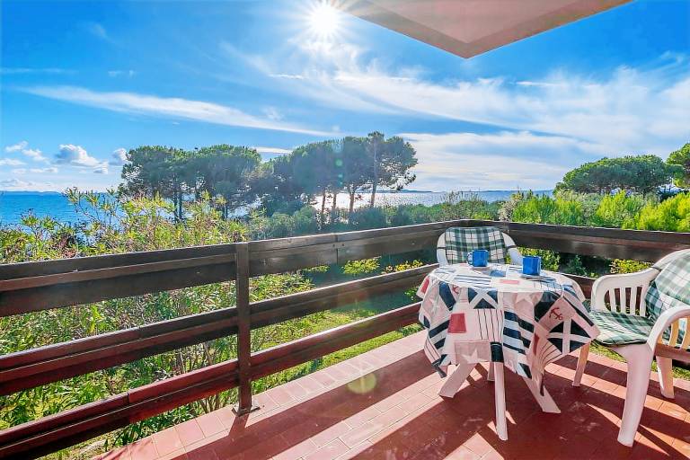 Holiday apartment with barbecue & yard | Next to Ban Jelačić Square | Sea view — photo 2