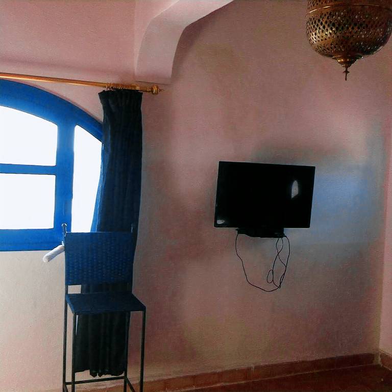 Private room with patio — photo 5