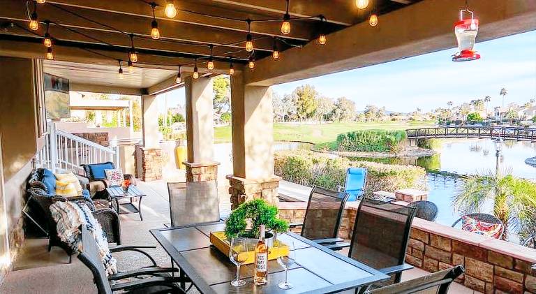 Vacation home with pool — photo 5