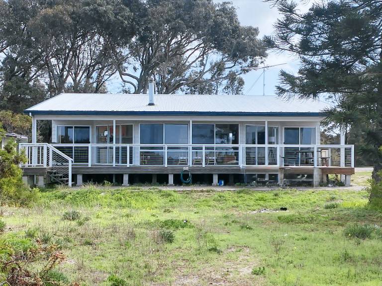 House  Marion Bay