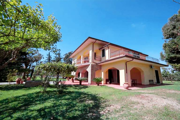Villa  Campagna