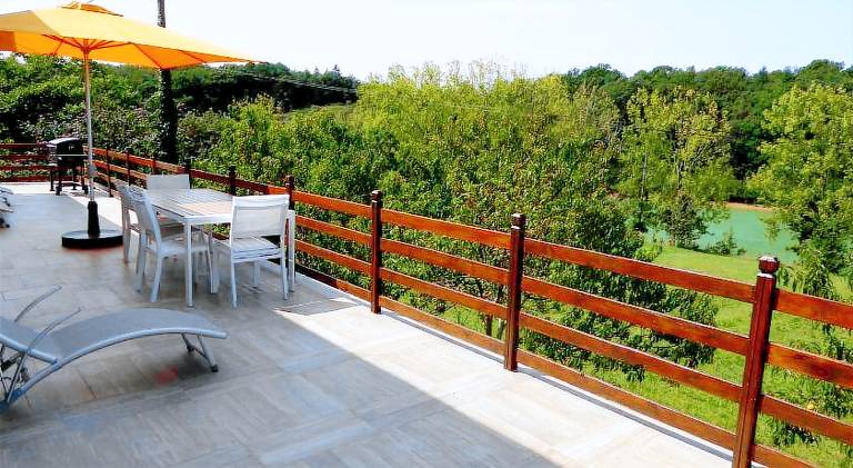 House with terrace, private pool & grill | Pets allowed — photo 4