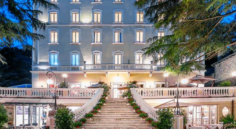 Hotel Helvetia Thermal SPA 4s