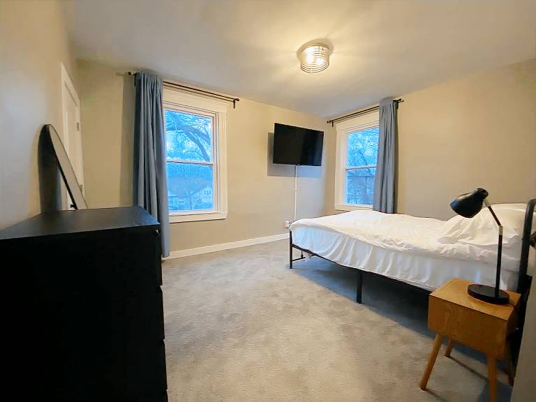 Family-friendly apartment with terrace & yard | Pets are welcome — photo 3