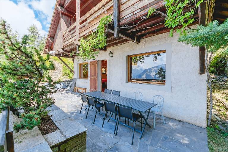 Chalet 'La Darse Nature Et Sérénité' with Mountain View, Private Terrace and Wi-Fi — photo 3